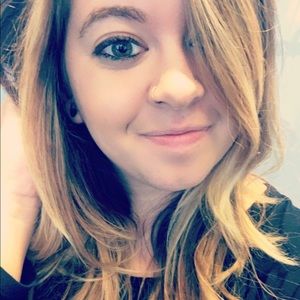 Meet your Posher, Lauryn